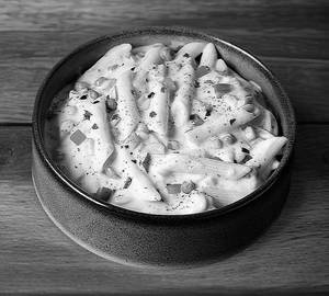 White sauce pasta (protien rich )