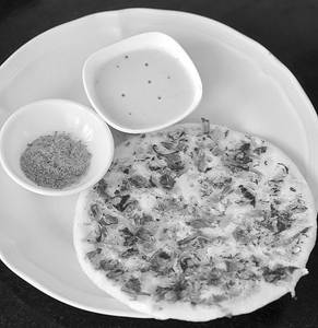 Onion Uttapam
