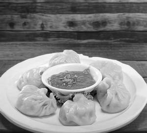 Veg Momo's (6 Pcs)