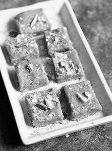 Pista Burfi