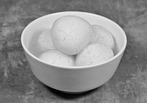 Rasgulla (2 Pcs)
