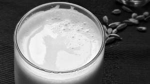Hot Elaichi Doodh (milk)