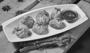 Paneer fried momos [6 pieces]