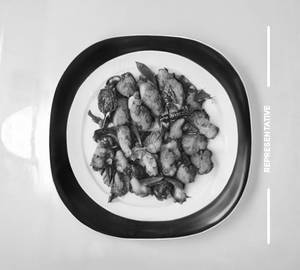 Pepper chicken dry ( full )
