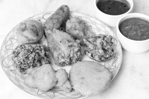 Mix Pakoda