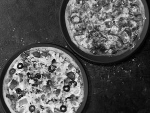 Overloaded Veggie + Peppy Paneer Pizza