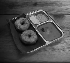 Medu Wada (4Pc)