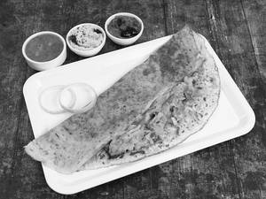Onion Rava Masala Dosai