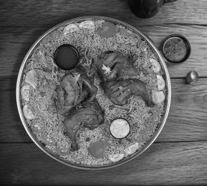 Single roast chicken mandi (srv 1)