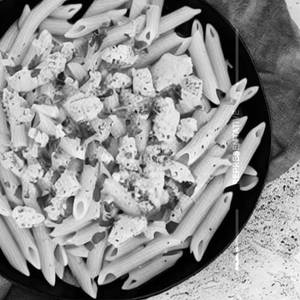 Chicken Cheesy White Pasta