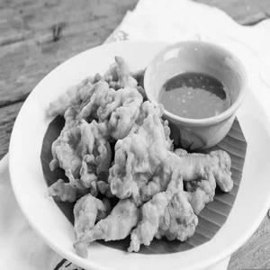 Mushroom Pakora 12 Pcs 