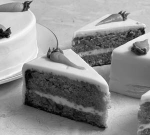 Carrot & Almond Cake (Slice)