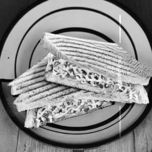 Coleslaw Sandwich