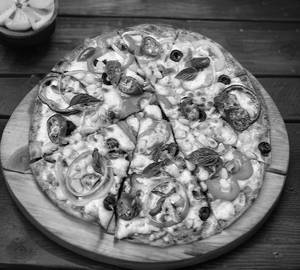 Farm fresh pizza