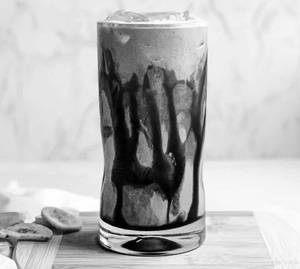 Cold Coffee With Chocolate Ice Cream