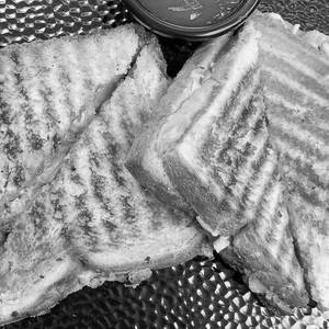 Aloo Matar Cheese Sandwich
