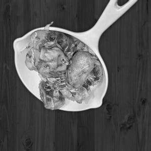 Veg Pan Fried Momo (8 Pcs)