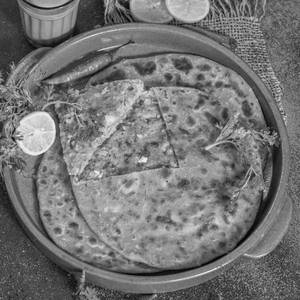 Aaloo Pyaz Paratha