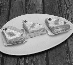 Gulabo Cham Cham (2 Pcs)