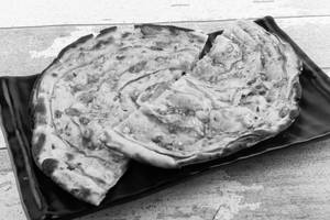 Hari Mirch Paratha