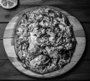 Chicken special pizza