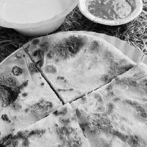 Aloo Garlic Paratha