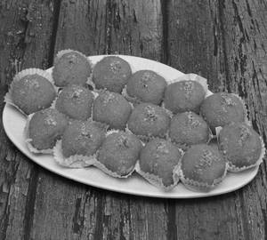 Motichoor Ladoo ( Desi Ghee )
