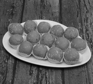 Atta Panjiri Ladoo ( Desi Ghee )