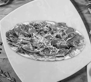Tom-Chi Uttappa with Cheese