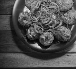 Chicken Dry Momo (8 Pcs)