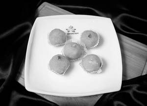 Banarasi Laddu