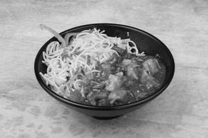 Noodles With Chilli Paneer