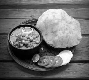 Cheese Chole Bhature