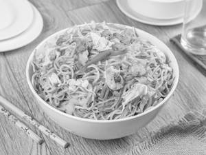 Veg hakka noodles