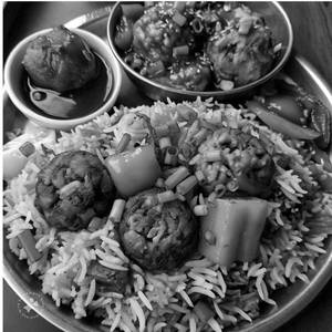Veg Biryani & Starter Combo                               