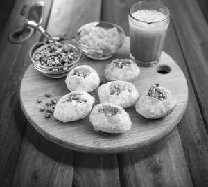Pani Puri 6 Nos