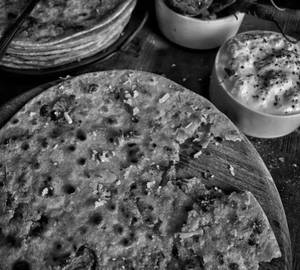 Gobhi Parantha Tawa