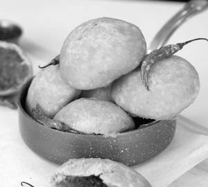 Kachori[1 piece]