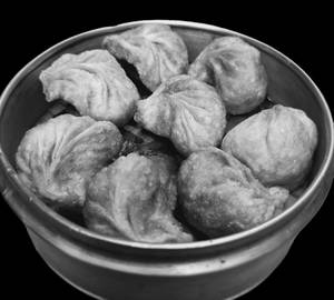 Veg Fried Momos [8pcs]