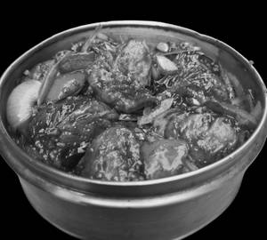 Chicken Chilli Momos [8 Pcs]
