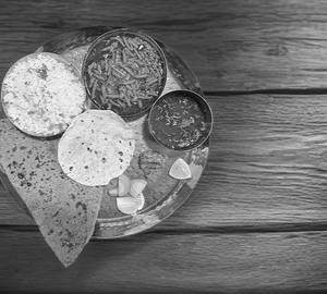 Sev bhaji thali