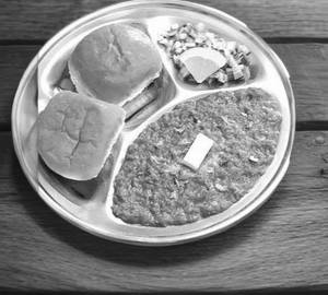 2 Pav With Bhaji