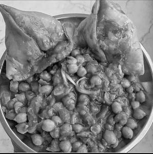 Samosa With Chana Full