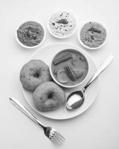 Vada Sambar (per Plate)