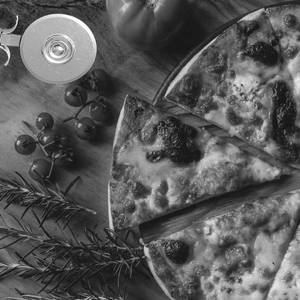 Chicken jalapeno pizza