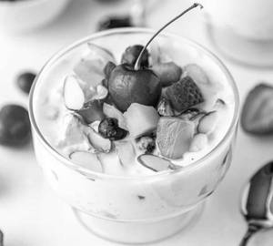 Cream fruit salad