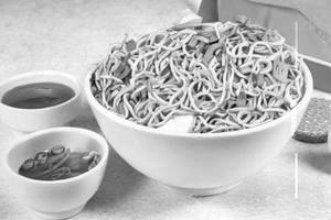 Egg Hakka Noodles 650Ml