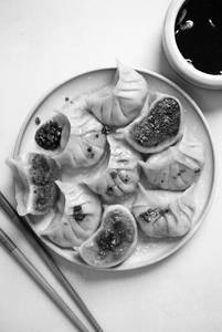 Classic Chicken Crispy Momos [8 Pieces]