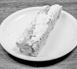 Khoya Kesar Roll