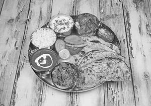 Bee Special Veg Thali